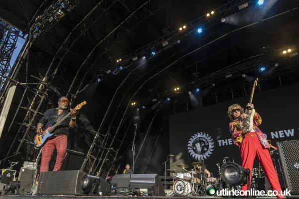 Nile Rodgers & Chic- Forest Live