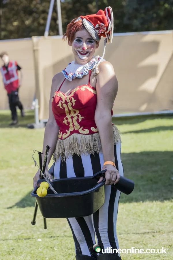 Rock'n'Roll Circus: Circus and Crowds