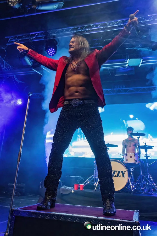 Fozzy