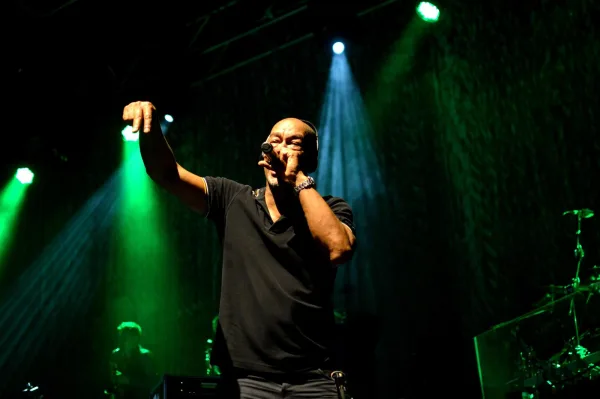 UB40