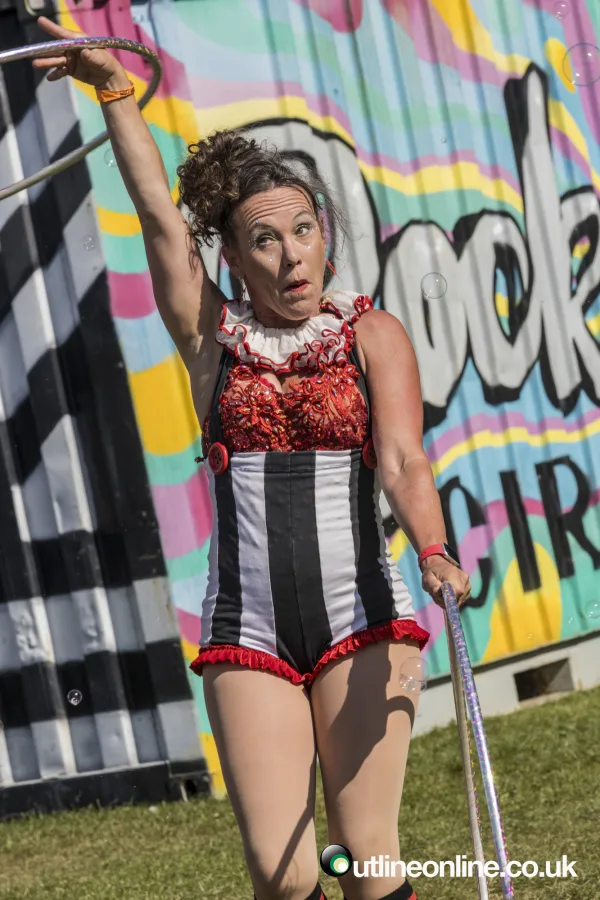 Rock'n'Roll Circus: Circus and Crowds