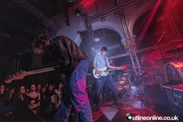 Circa Waves