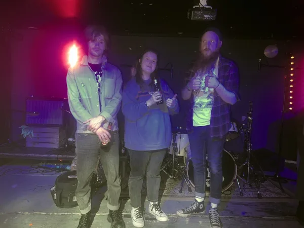 Femme De - Hex Friends - Cheap Teeth