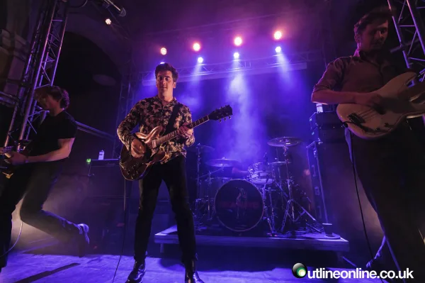 Circa Waves