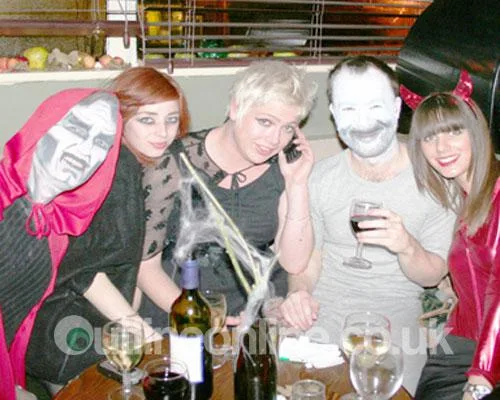Birdcage Halloween 2008