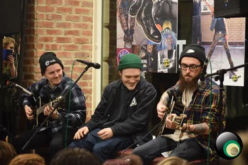 Neck Deep