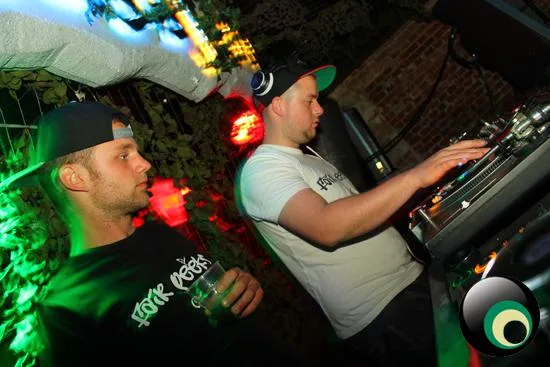 Bassjam ft. Remarc & Aries