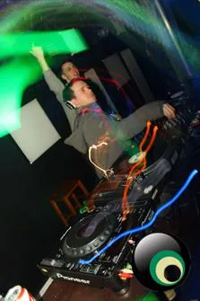 Sensi-Tize Vs. Bassjam