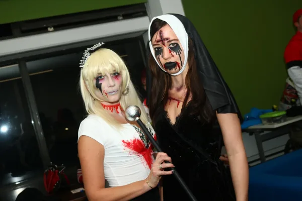 Pam's House Halloween