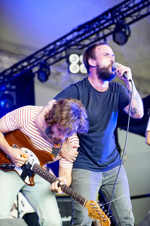 IDLES