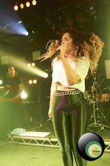 Ella Eyre