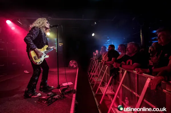 Glenn Hughes