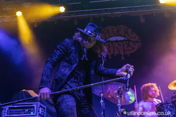 Rival Sons