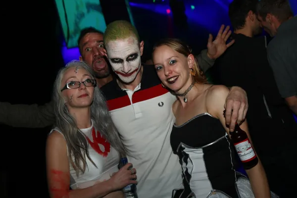 Pam's House Halloween