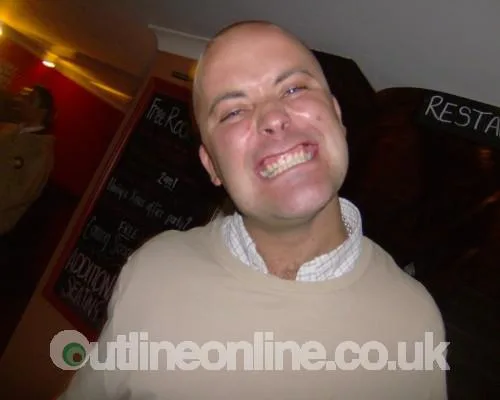 Glen White