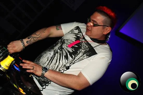 I love hard dance
