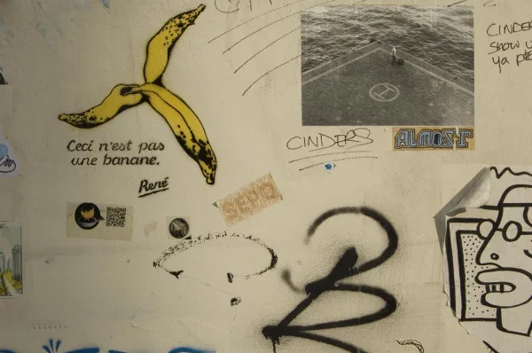 Where Dis?
