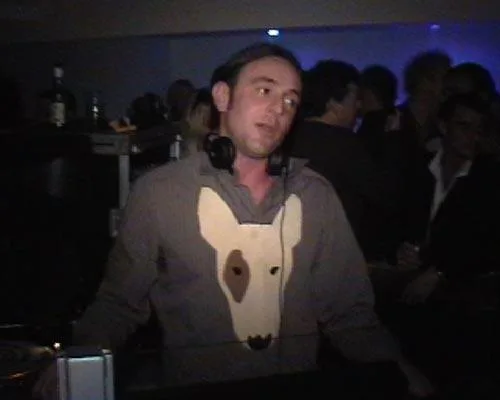 DJ EZ
