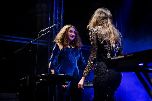 Let's Eat Grandma