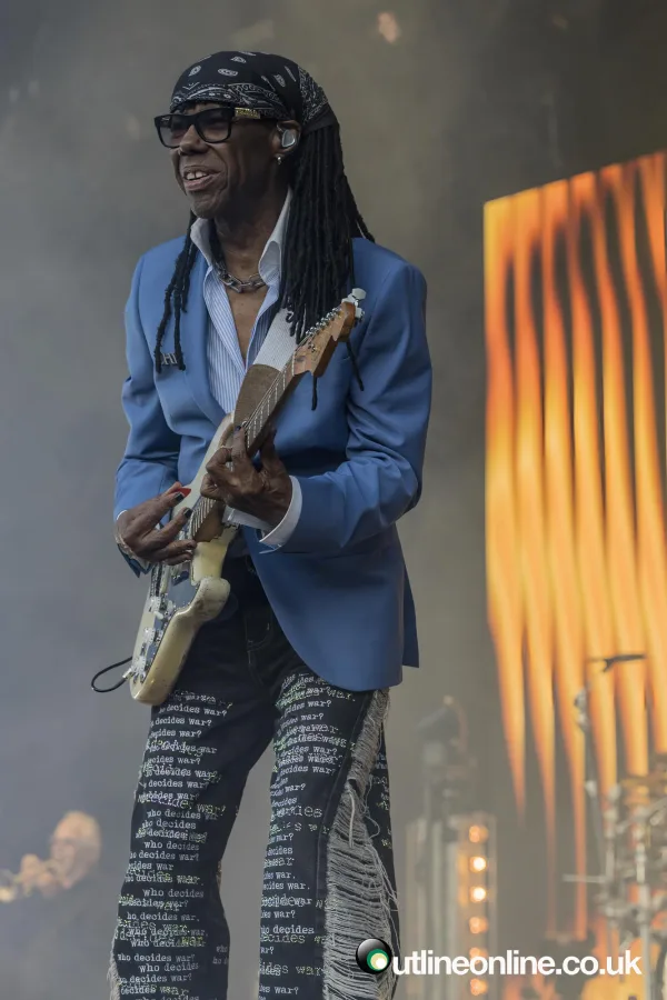 Nile Rodgers & Chic- Forest Live