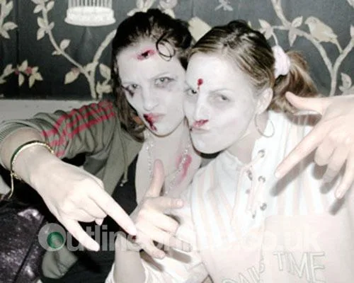 Birdcage Halloween 2008