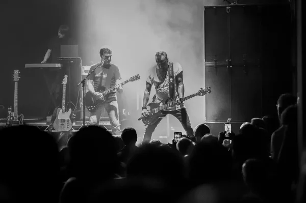 Peter Hook and The Light