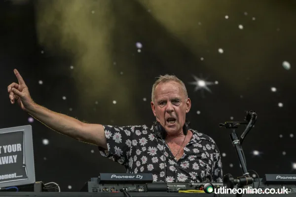 Fatboy Slim - Forest Live