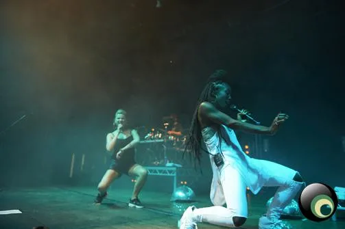 Clean Bandit