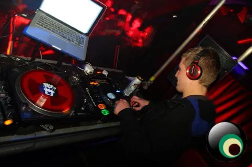 Color ft. DJ Hype