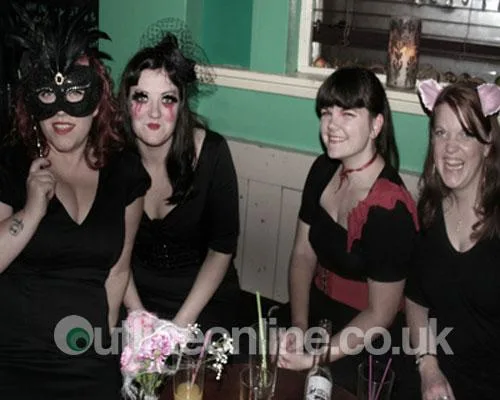 Birdcage Halloween 2008