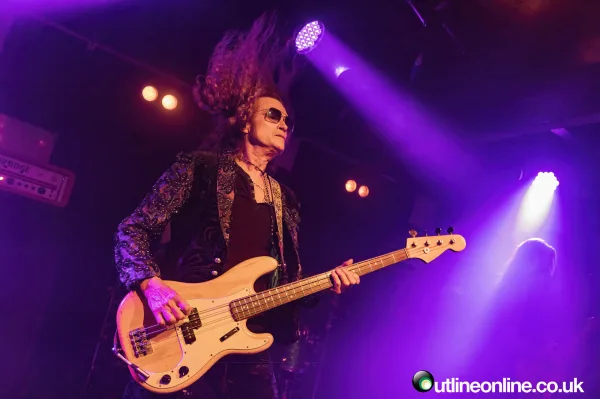 Glenn Hughes
