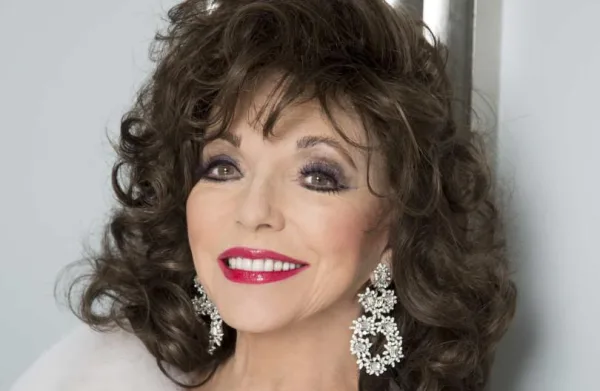 Joan Collins Unscripted