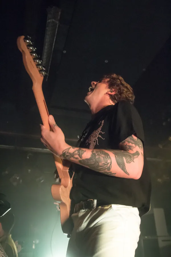 Frank Carter and the Rattlesnakes
