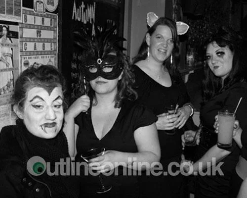 Birdcage Halloween 2008