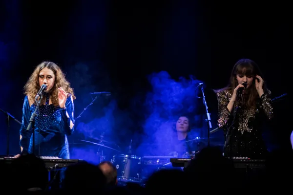 Let's Eat Grandma