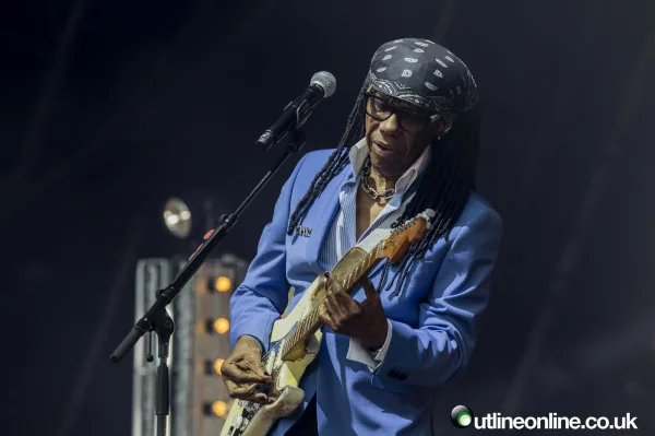Nile Rodgers & Chic- Forest Live
