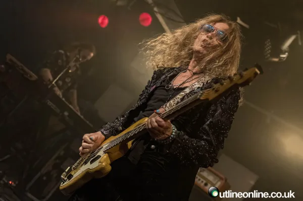Glenn Hughes