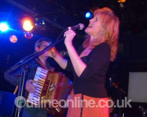 Eddi Reader