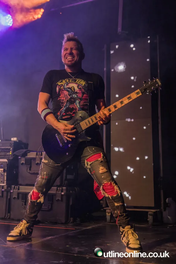 Fozzy