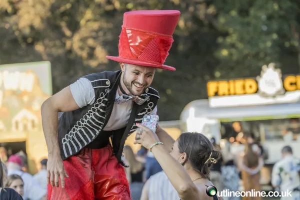 Rock'n'Roll Circus: Circus and Crowds