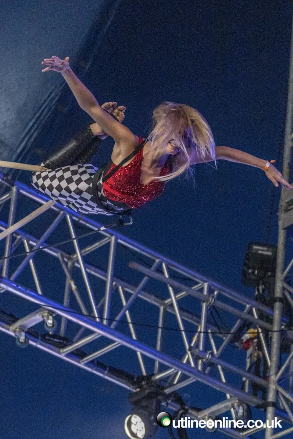 Rock'n'Roll Circus: Circus and Crowds