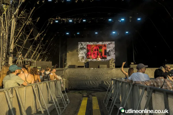 Fatboy Slim - Forest Live