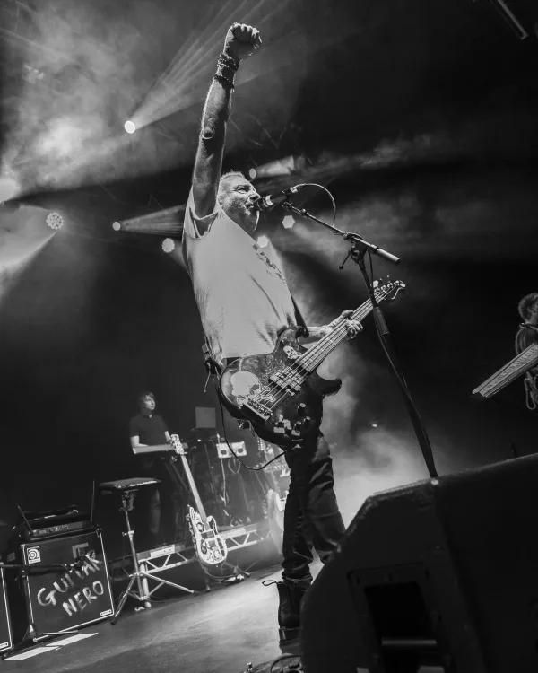 Peter Hook and The Light