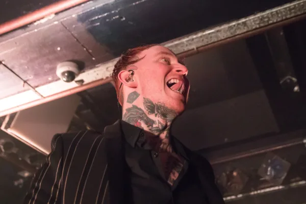 Frank Carter and the Rattlesnakes