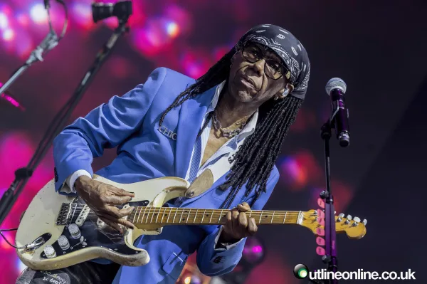Nile Rodgers & Chic- Forest Live