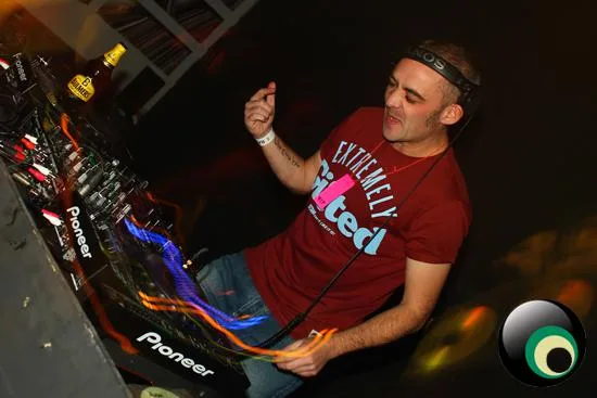 I love hard dance