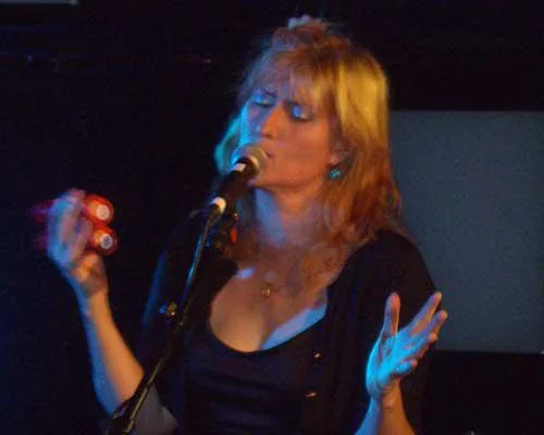 Eddi Reader