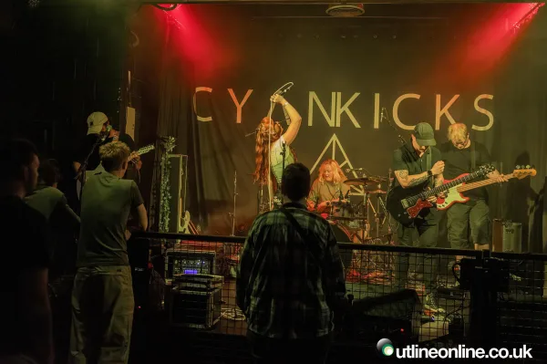 Cyan Kicks