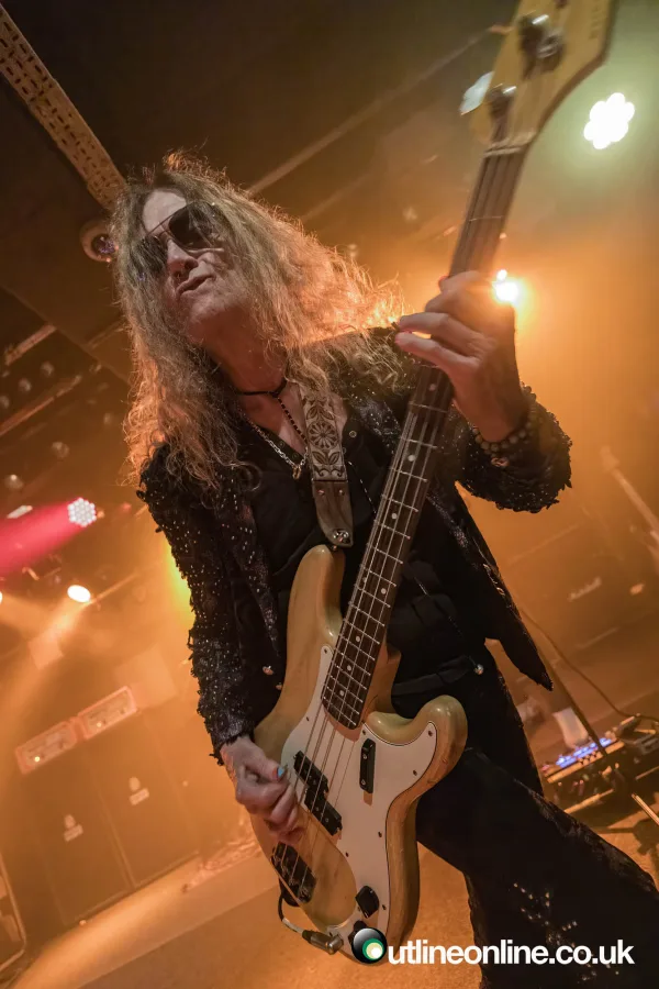 Glenn Hughes