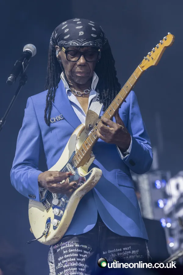 Nile Rodgers & Chic- Forest Live